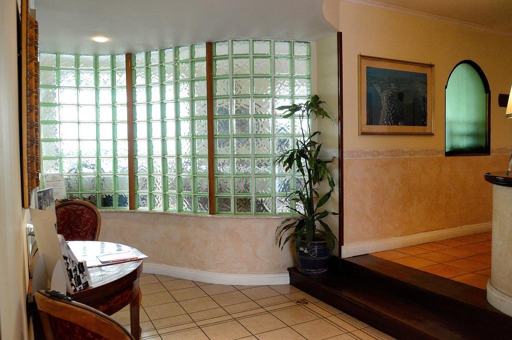 Albergo Delle Rose Pozzuoli Ngoại thất bức ảnh