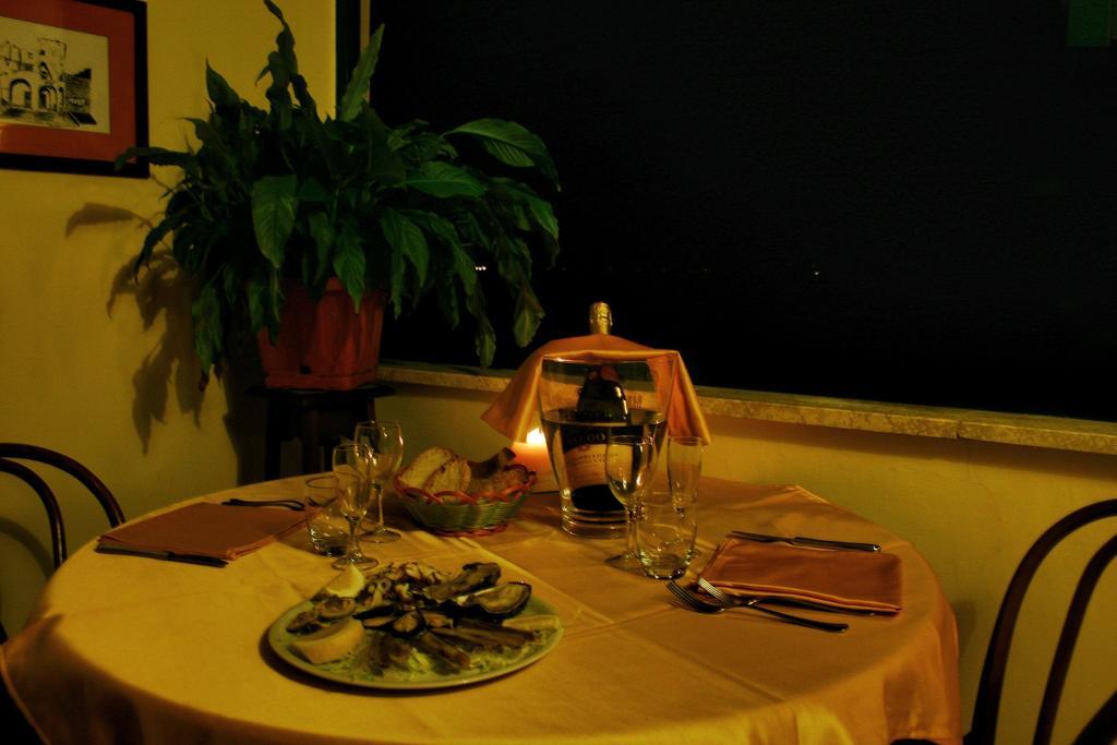 Albergo Delle Rose Pozzuoli Ngoại thất bức ảnh