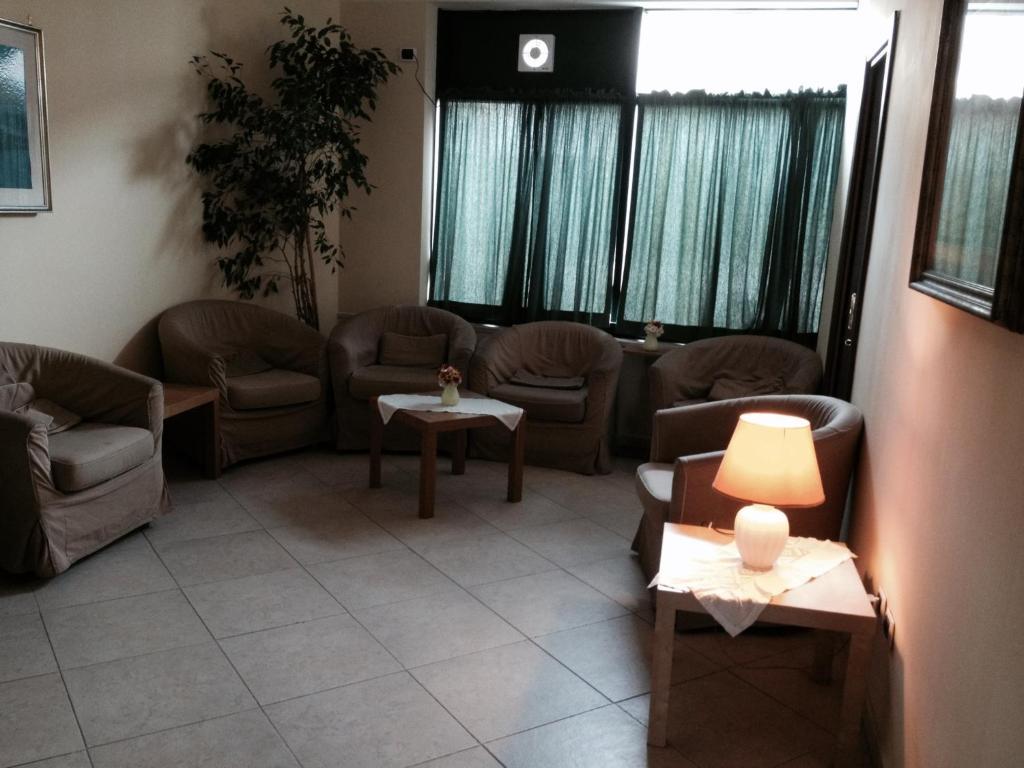 Albergo Delle Rose Pozzuoli Ngoại thất bức ảnh